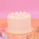 Classic Carrot Cake Crumbs & Doilies